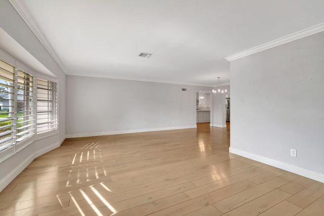 4410 NE 24th Avenue, Lighthouse Point, FL 33064