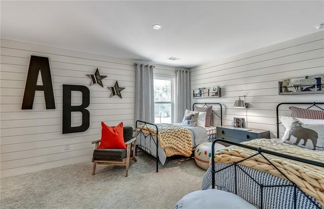 386 Aidens Bluff, Hoschton, GA 30548