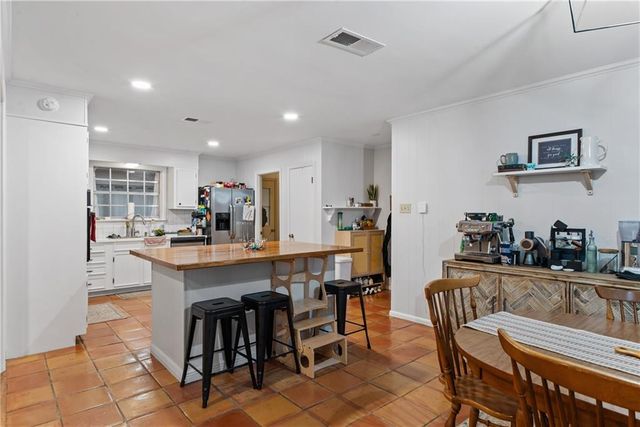 1215 CANTERBURY Drive, Alexandria, LA 71303