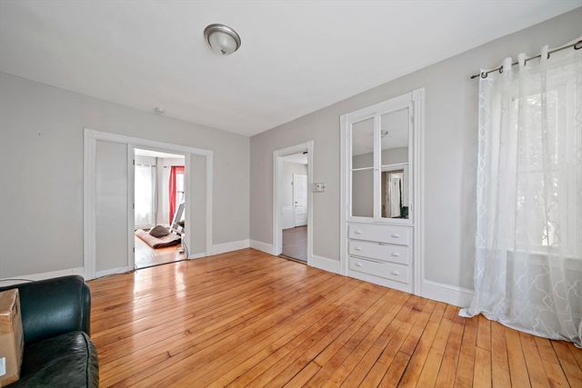 21 John St, Attleboro, MA 02703