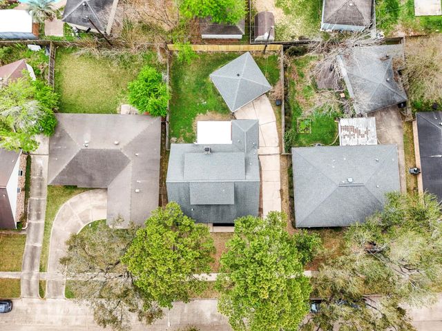 8207 Langdon Lane, Houston, TX 77036