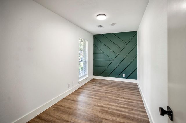 8207 Langdon Lane, Houston, TX 77036