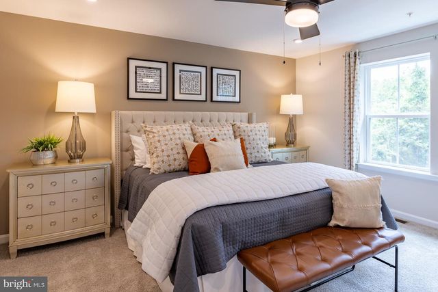 8278 LONGFORD RD, Millersville, MD 21108