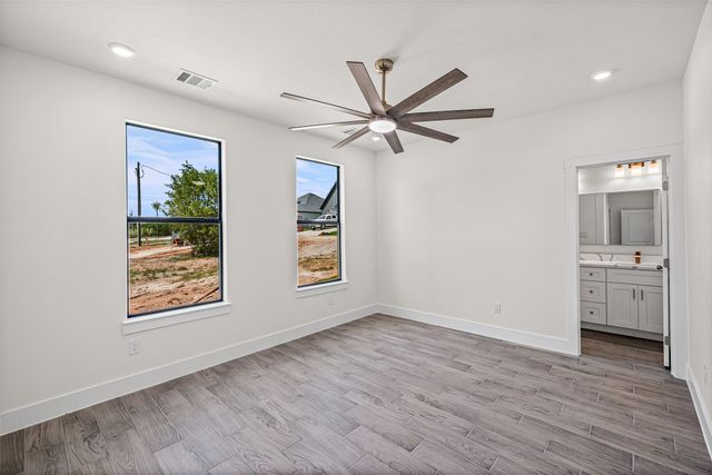 2628 White Rock Drive, Granbury, TX 76048