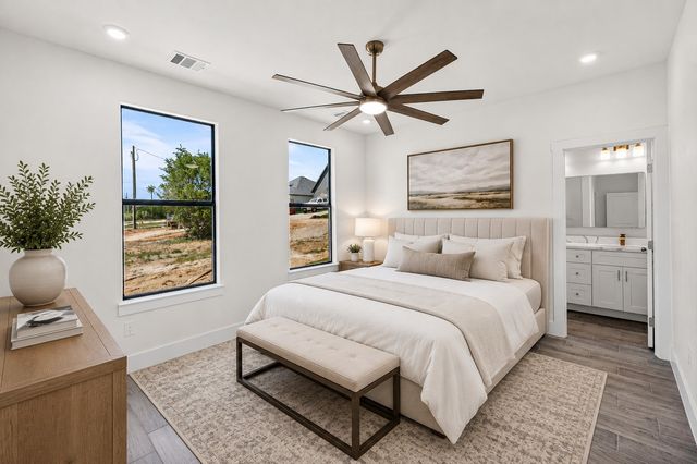 2628 White Rock Drive, Granbury, TX 76048