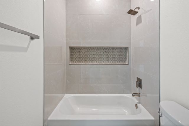 2628 White Rock Drive, Granbury, TX 76048
