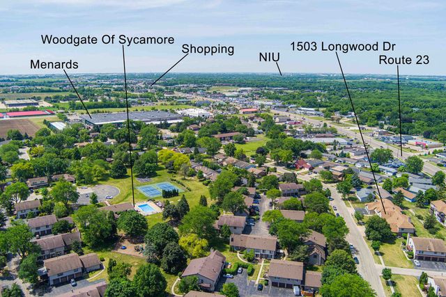 1503 Longwood Drive 2D, Sycamore, IL 60178
