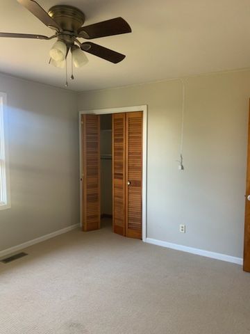 864 Tom Osborne Rd, Columbia, TN 38401