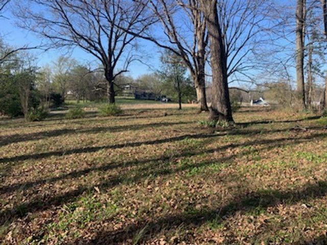 864 Tom Osborne Rd, Columbia, TN 38401