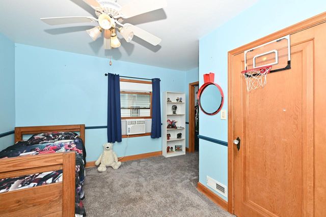 1314 S East AVENUE, Waukesha, WI 53186