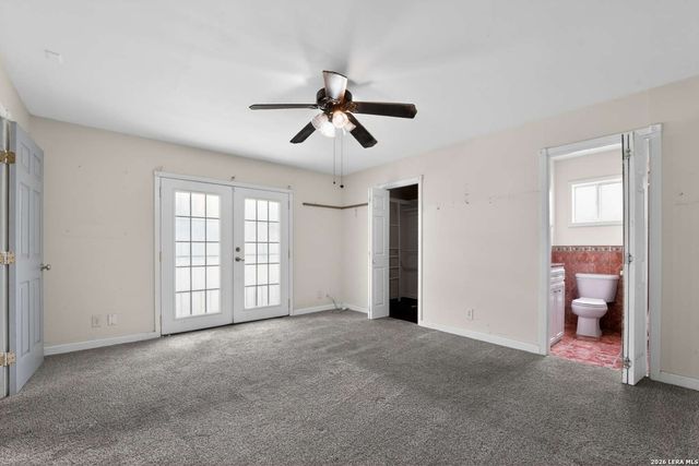 212 Djenadi DR, Pleasanton, TX 78064