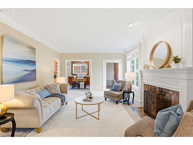 12083 Nw BLACKHAWK Dr, Portland, OR 97229