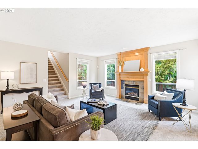 12083 Nw BLACKHAWK Dr, Portland, OR 97229