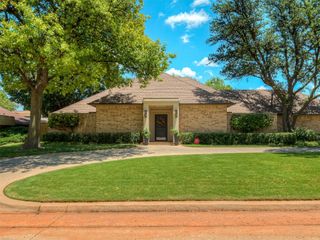 11716 Twisted Oak Road, Oklahoma City, OK 73120