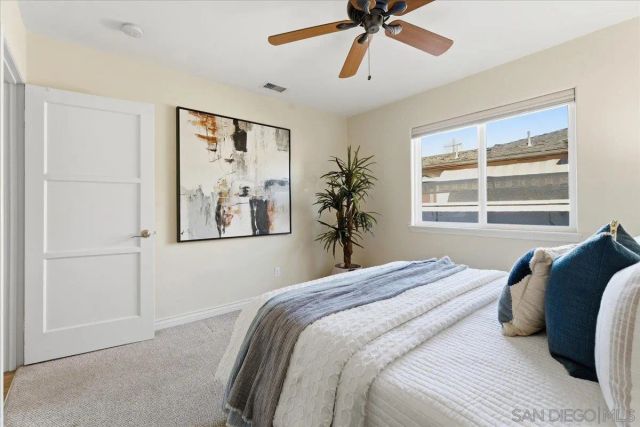 3634 Crown Point Dr, San Diego, CA 92109