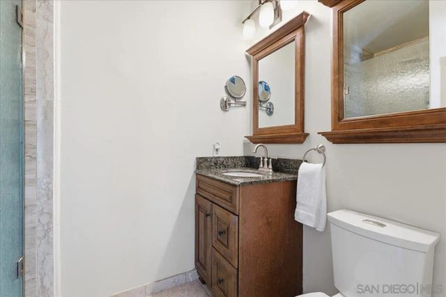 3634 Crown Point Dr, San Diego, CA 92109