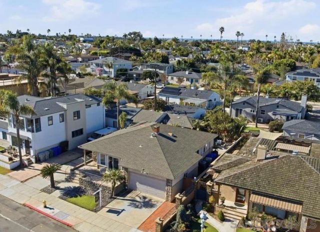 3634 Crown Point Dr, San Diego, CA 92109