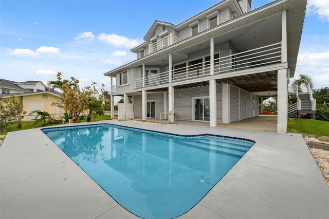 1906 GULFVIEW DRIVE, Holiday, FL 34691