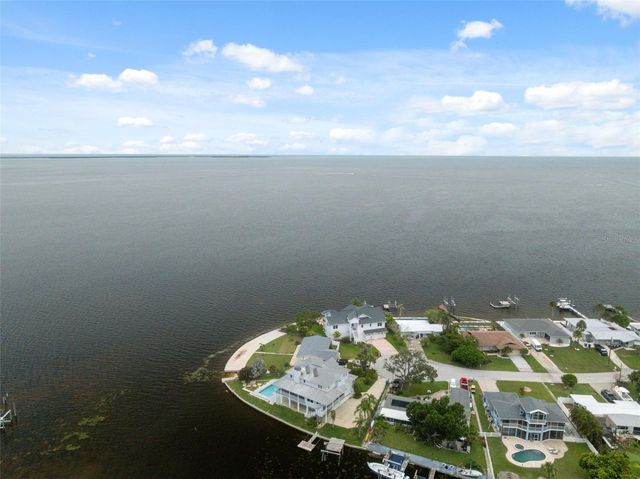 1906 GULFVIEW DRIVE, Holiday, FL 34691