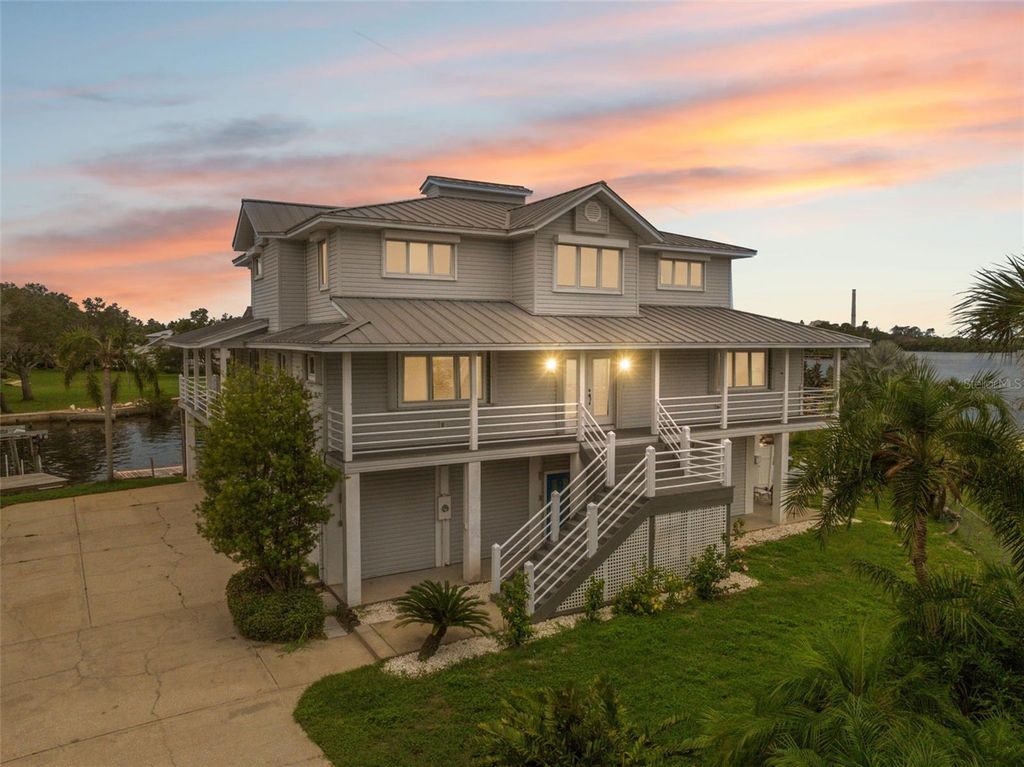 1906 GULFVIEW DRIVE, Holiday, FL 34691