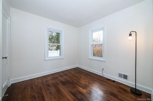 83 Stevenson Avenue, Hartsdale, NY 10530