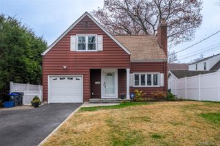 83 Stevenson Avenue, Hartsdale, NY 10530