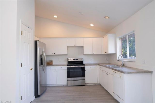 4306 11th ST SW, Lehigh Acres, FL 33976