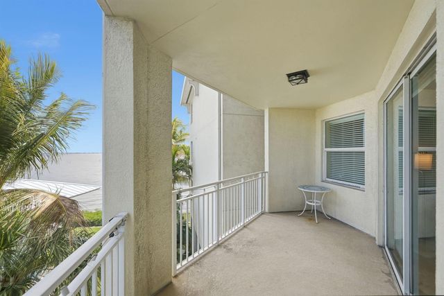975 NW Flagler Avenue 302, Stuart, FL 34994
