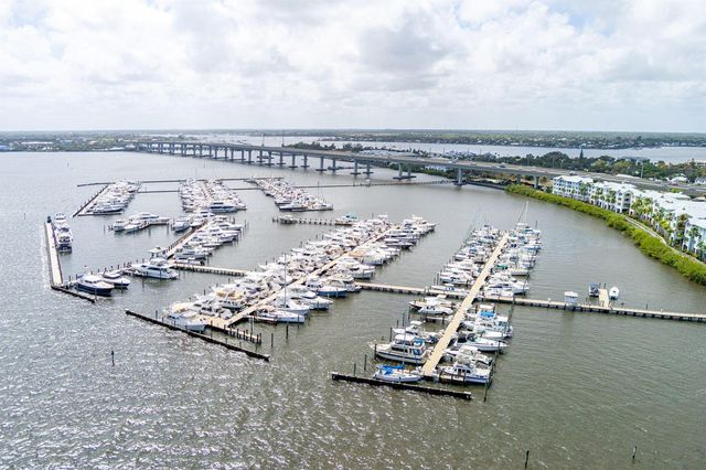 975 NW Flagler Avenue 302, Stuart, FL 34994