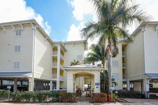 975 NW Flagler Avenue 302, Stuart, FL 34994