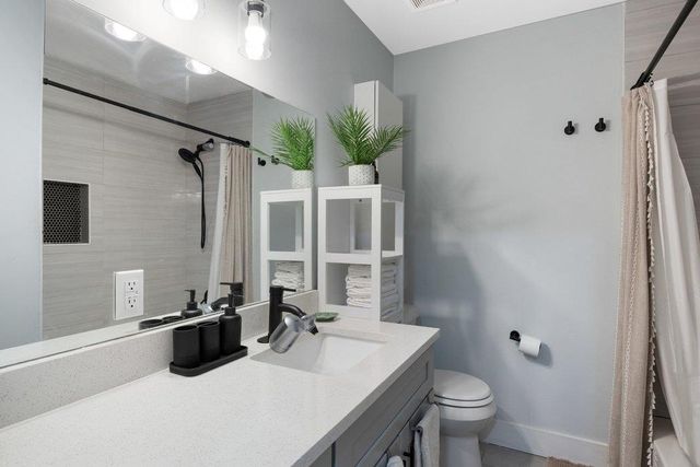 3812 Southway DR 103, Austin, TX 78704