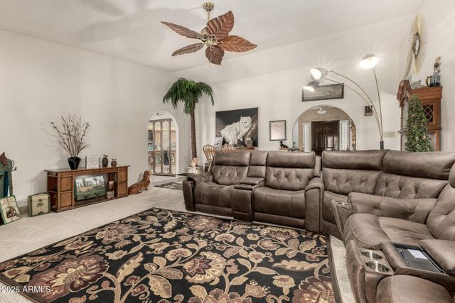 6955 W CALAVAR Road, Peoria, AZ 85381