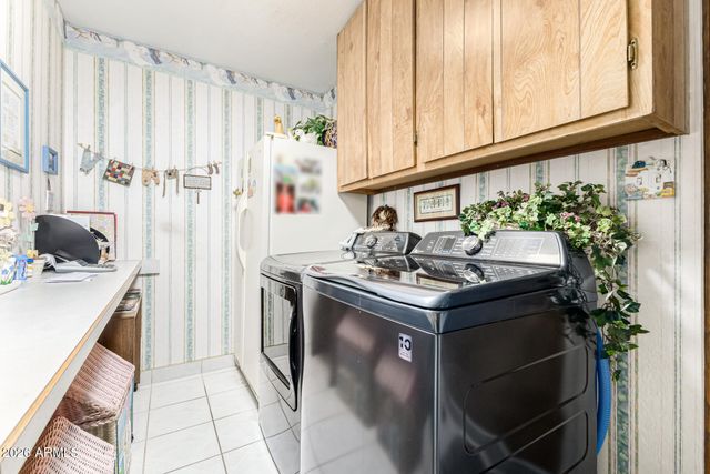 6955 W CALAVAR Road, Peoria, AZ 85381