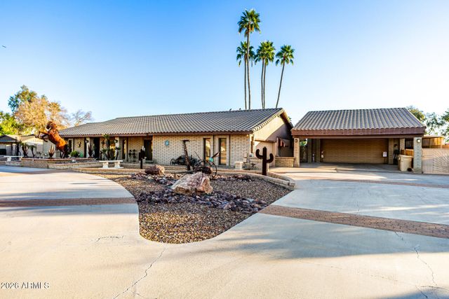 6955 W CALAVAR Road, Peoria, AZ 85381