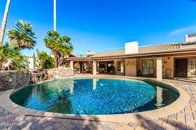 6955 W CALAVAR Road, Peoria, AZ 85381