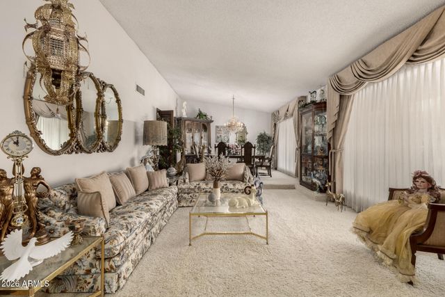 6955 W CALAVAR Road, Peoria, AZ 85381