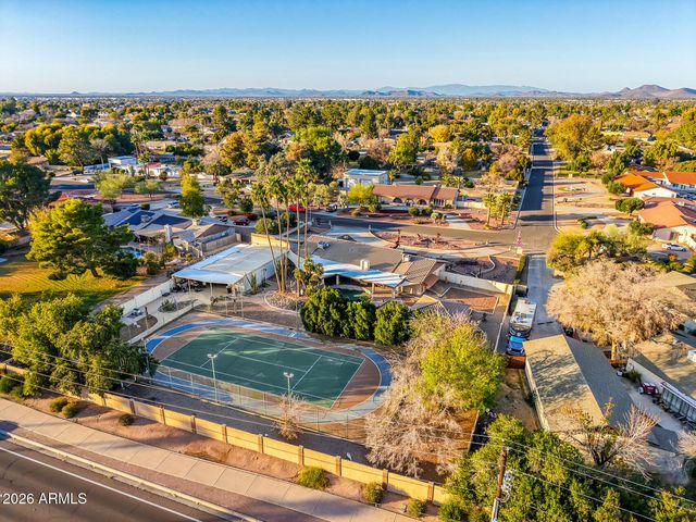 6955 W CALAVAR Road, Peoria, AZ 85381