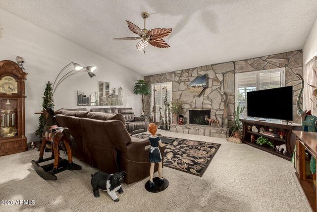 6955 W CALAVAR Road, Peoria, AZ 85381