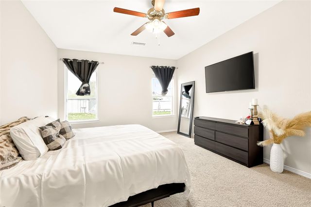 10023 Yanet Grove Lane, Houston, TX 77044