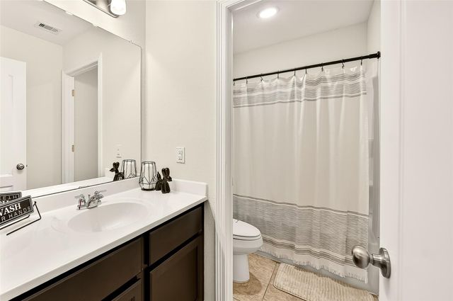 10023 Yanet Grove Lane, Houston, TX 77044