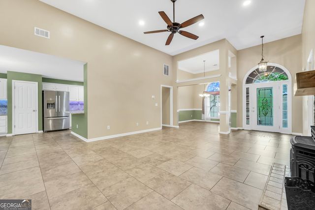 145 Stratford Circle, Stockbridge, GA 30281