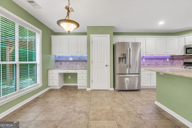 145 Stratford Circle, Stockbridge, GA 30281