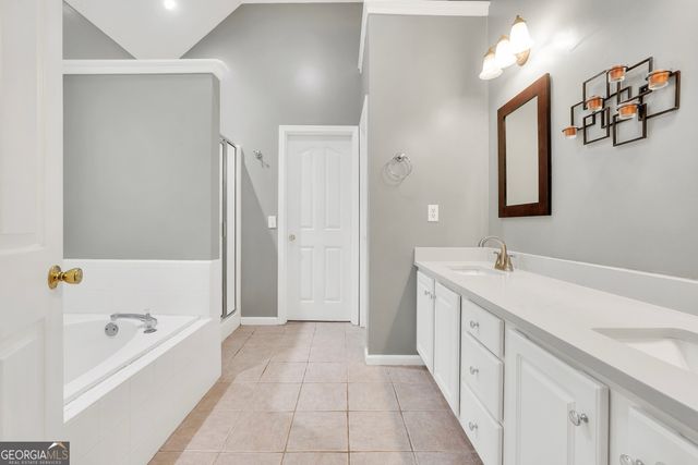 145 Stratford Circle, Stockbridge, GA 30281