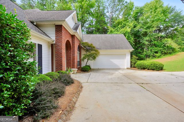 145 Stratford Circle, Stockbridge, GA 30281