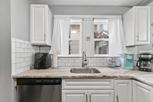 1170 Oakwood Avenue, Columbus, OH 43206