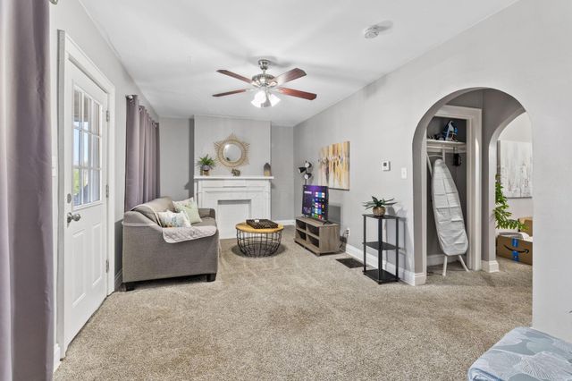 1170 Oakwood Avenue, Columbus, OH 43206