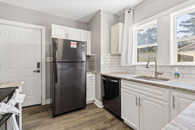 1170 Oakwood Avenue, Columbus, OH 43206