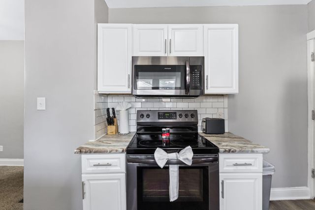 1170 Oakwood Avenue, Columbus, OH 43206