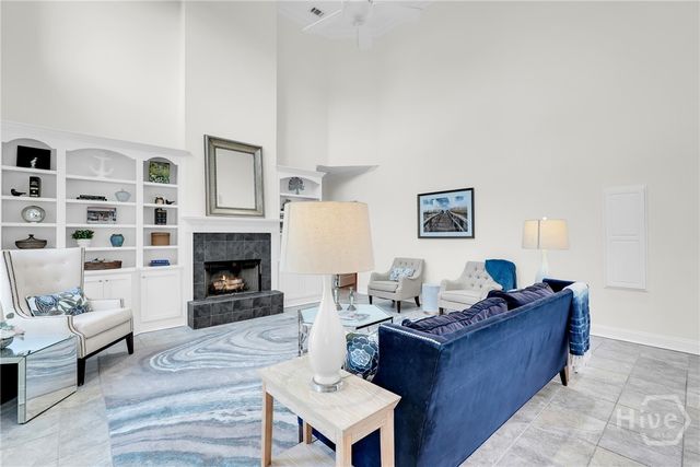 33 Penrose Drive, Savannah, GA 31410