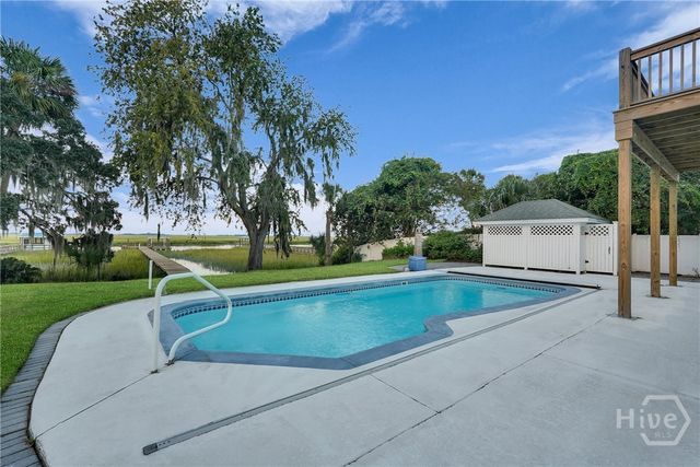 33 Penrose Drive, Savannah, GA 31410